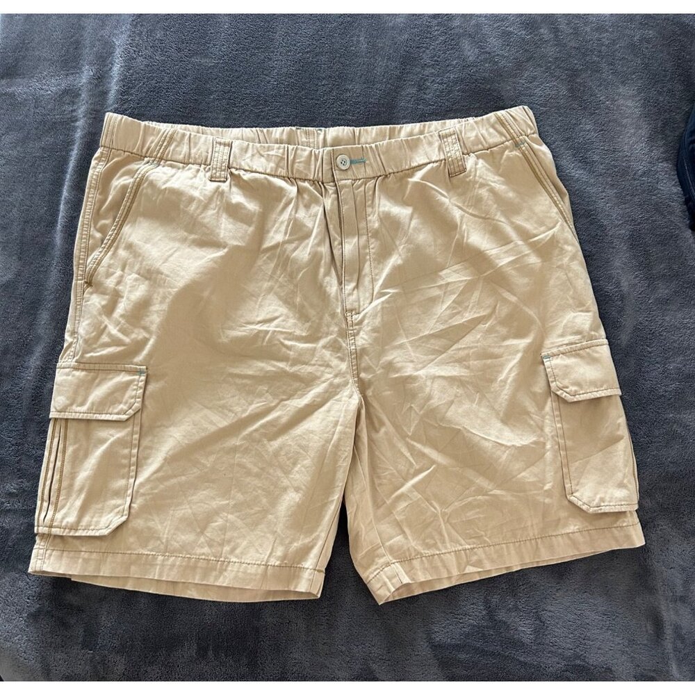 Mens Tommy Bahama  Khaki Cargo Shorts With Elastic Waist & Pockets Size XXL